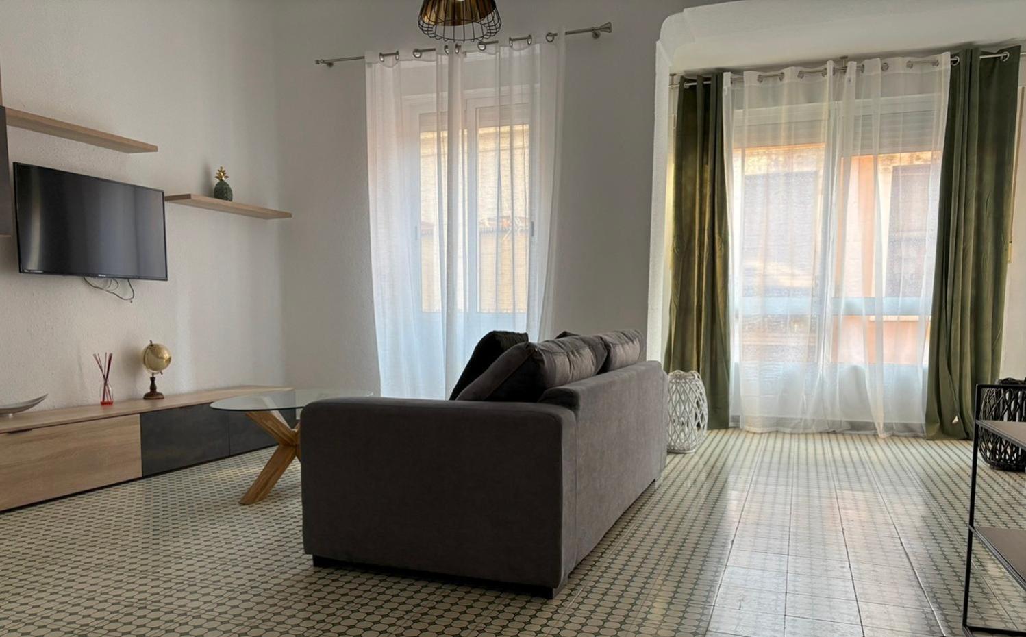 Beautiful Appartment In The Heart Of 阿利坎特 外观 照片